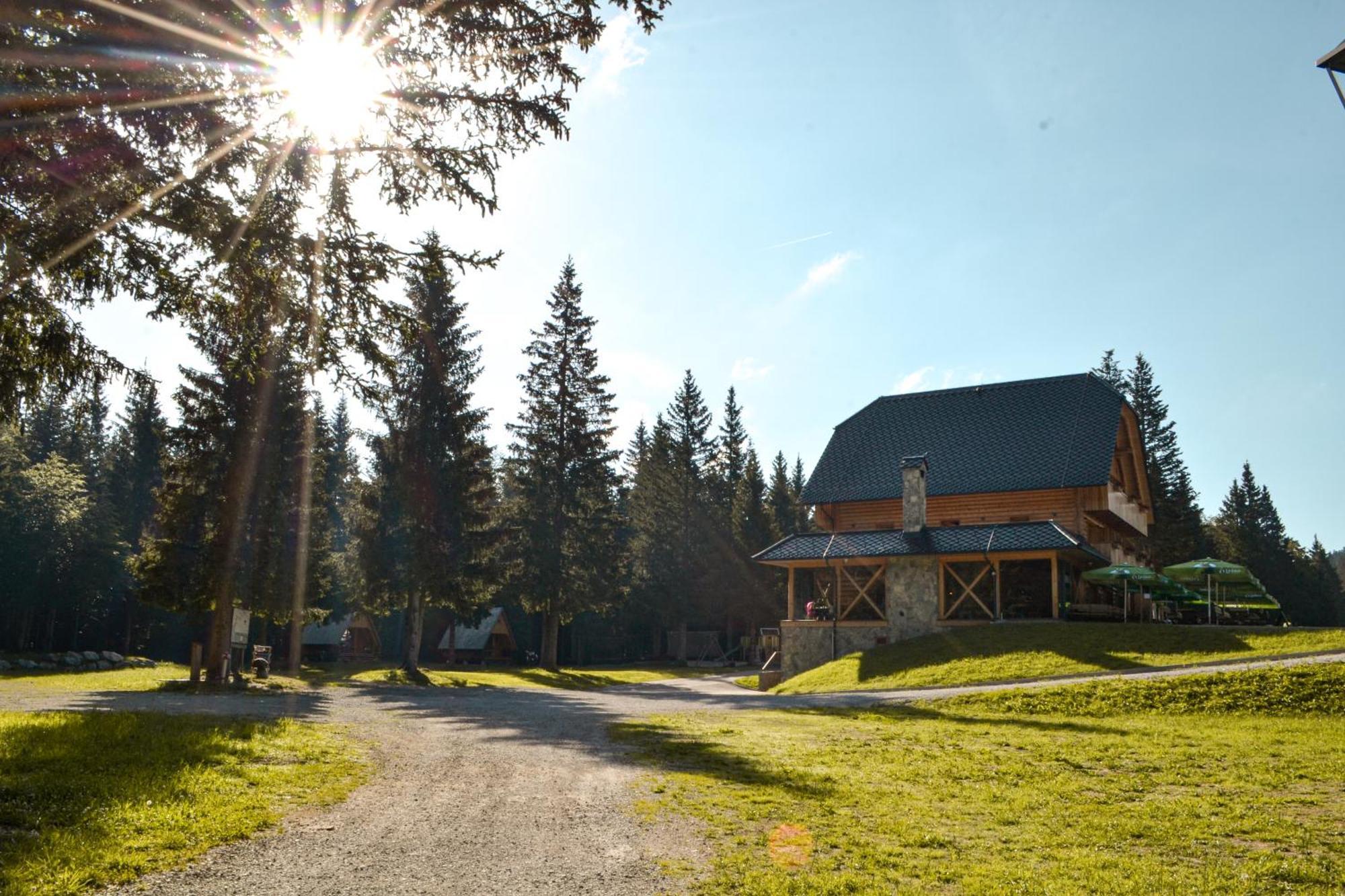 Guesthouse Lajnar Zgornja Sorica Екстериор снимка