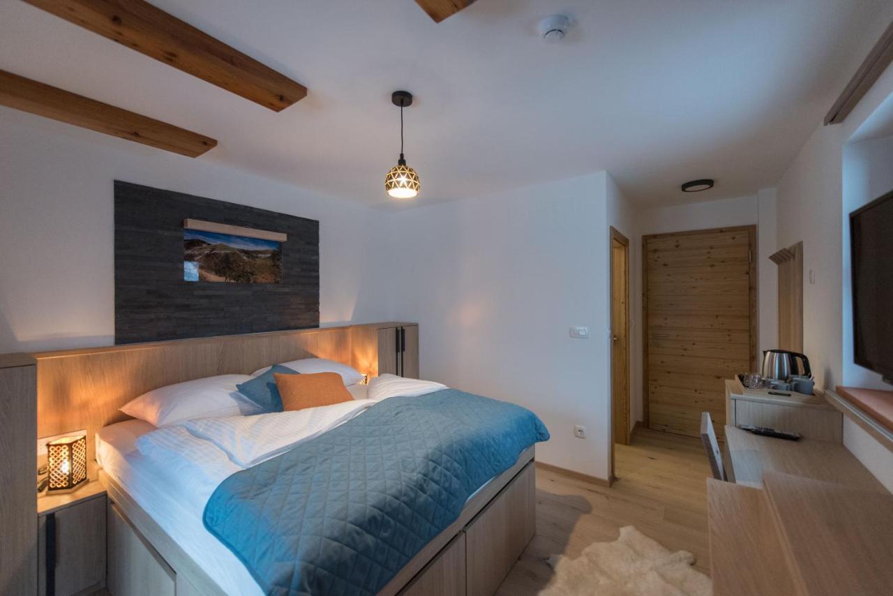 Guesthouse Lajnar Zgornja Sorica Екстериор снимка